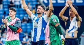 塞瓦略斯：足球新星闪耀关键战役，齐达内慧眼识珠助力成长